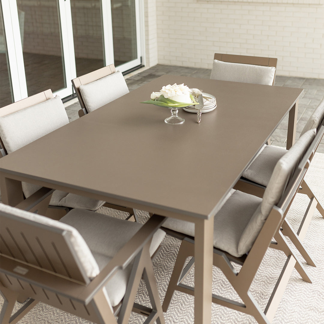 Berkley Expandable 42″ x 72″ Table