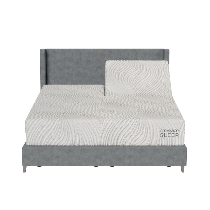 Embrace 13" Plush Mattress