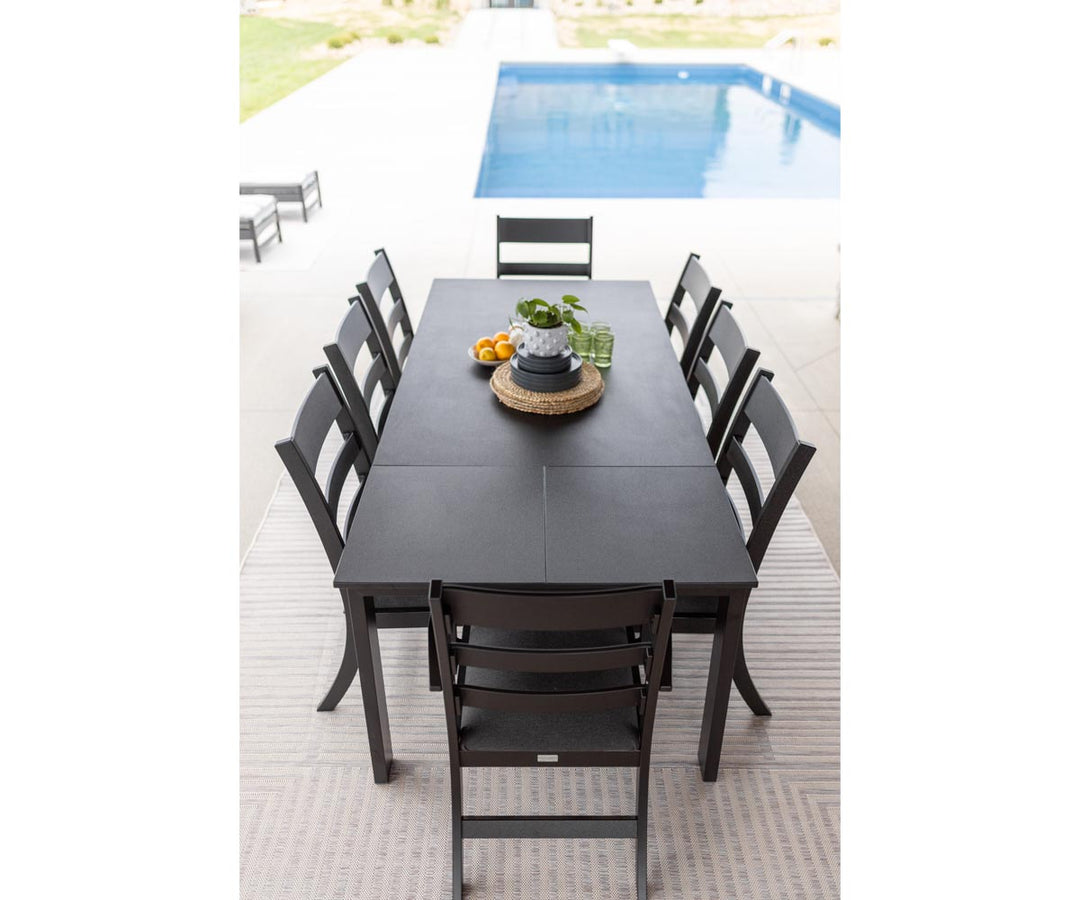 Berkley Expandable 42″ x 72″ Table